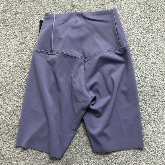 Nike Women's Zenvy Gentle-Support High-Waisted 8" Biker Shorts, XS, Violet, NWT - Picture 2 of 7